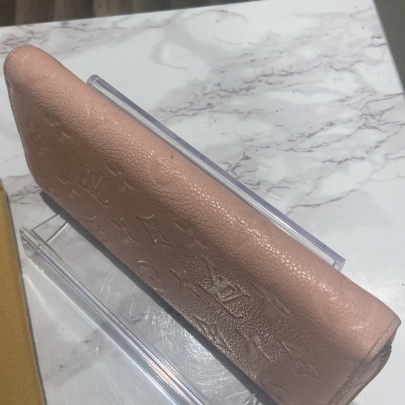 LOUIS VUITTON ✨PINK EMPREINTE WALLET - Picture 5 of 9